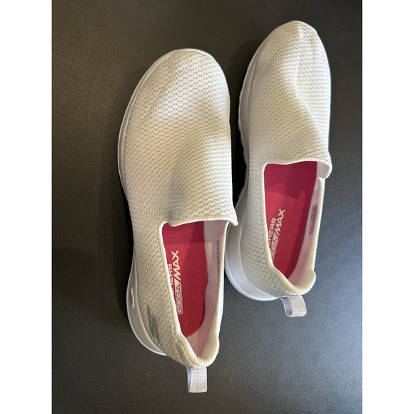 Skechers Women's 8.5 Go Walk Joy White Slip On Shoes - Picture 11 of 16